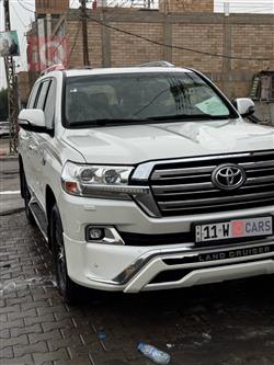 تويوتا لاندكروزر